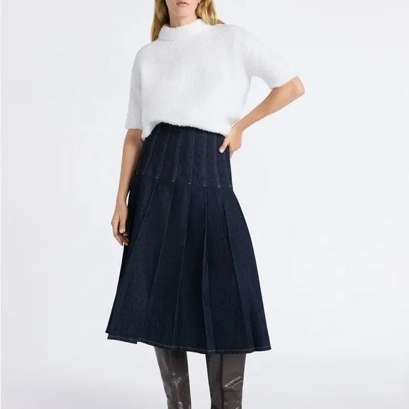 Denim Maxi Pleated Skirt - Picture 5 of 7